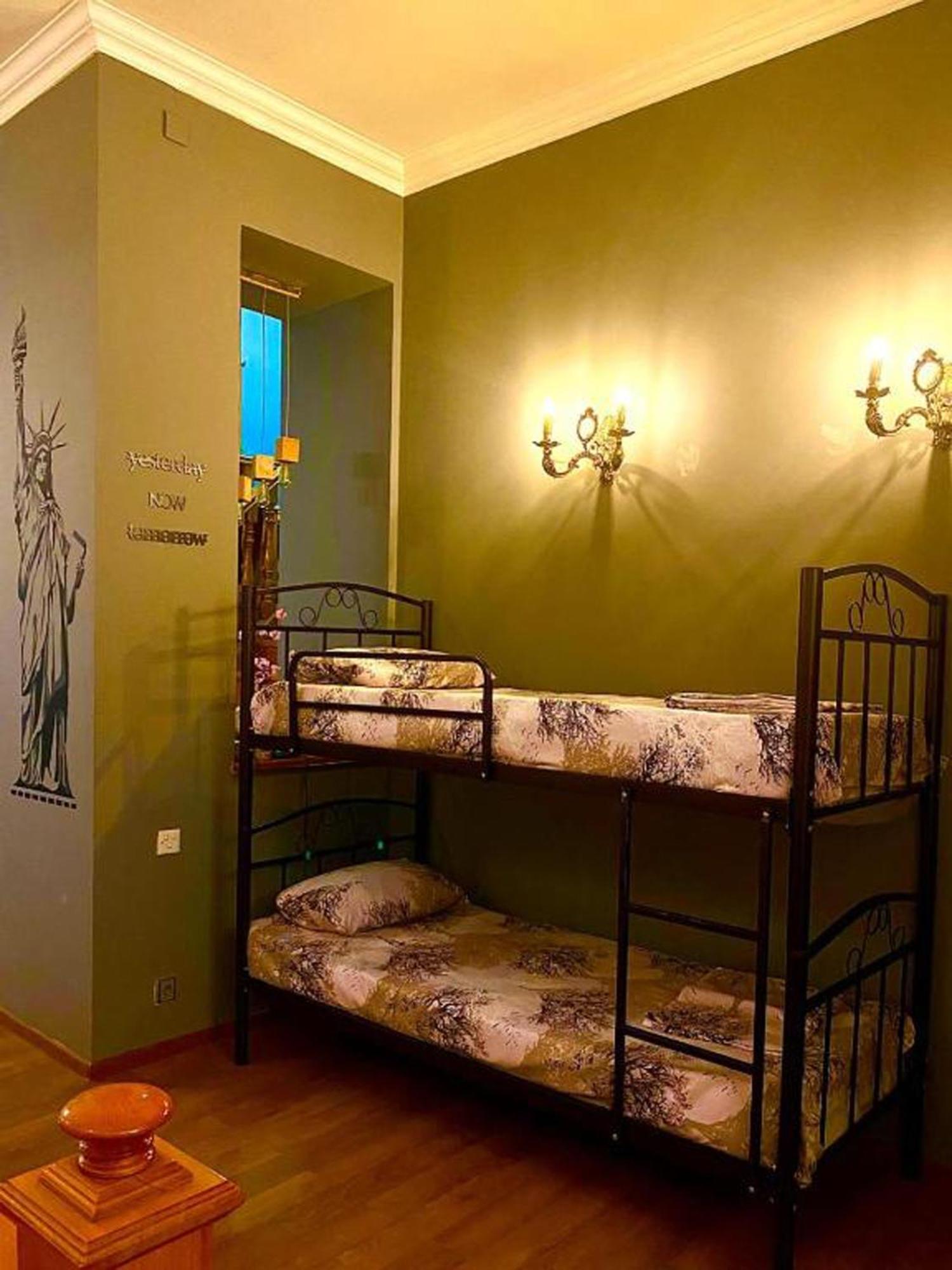 S T Hostel Formerly Sth Hostel Баку Екстериор снимка