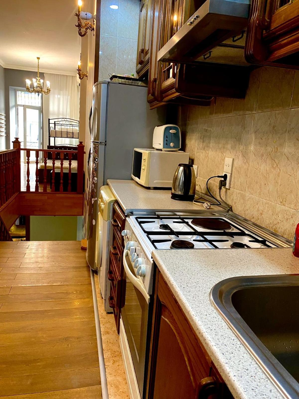 S T Hostel Formerly Sth Hostel Баку Екстериор снимка
