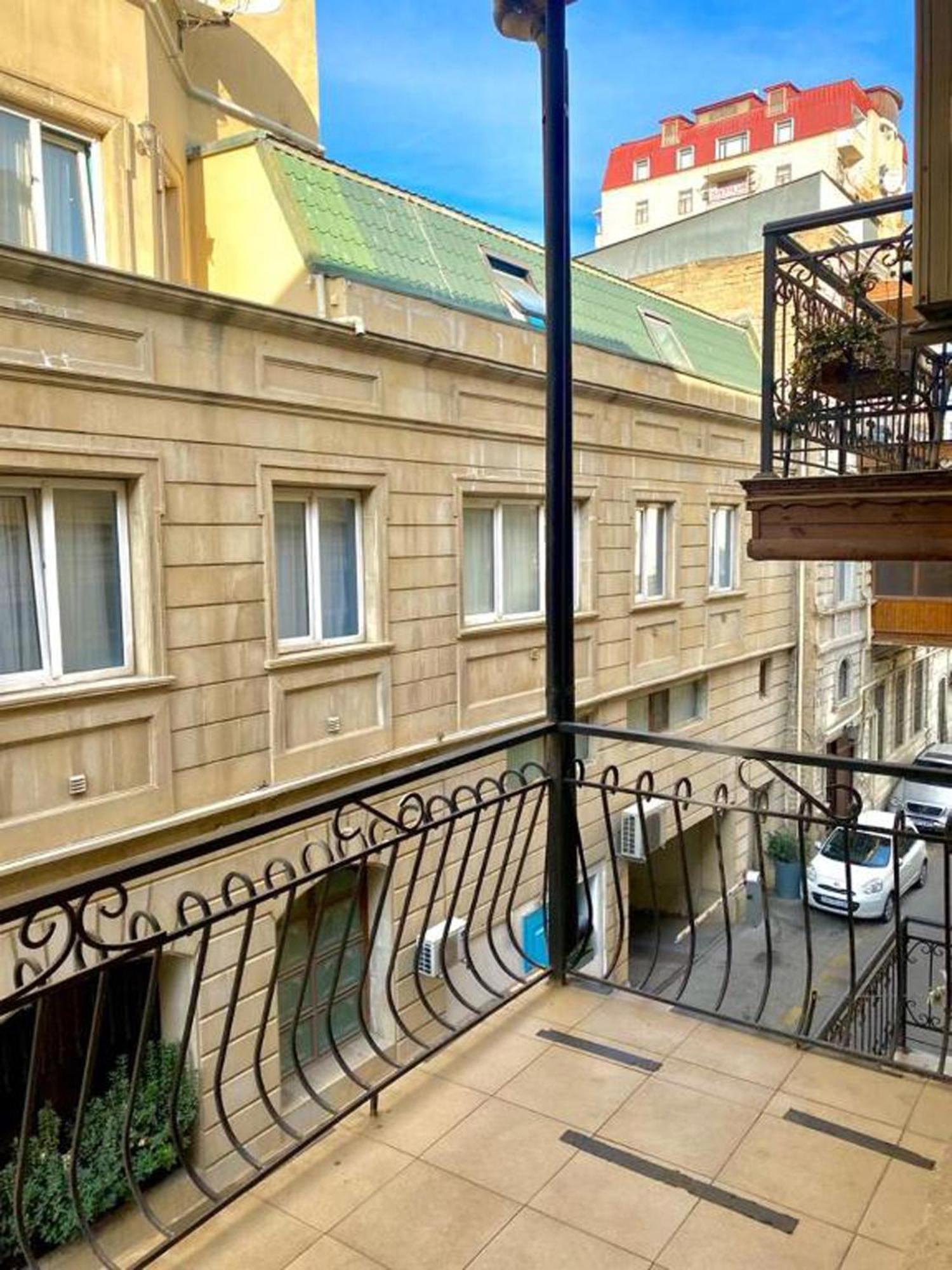 S T Hostel Formerly Sth Hostel Баку Екстериор снимка